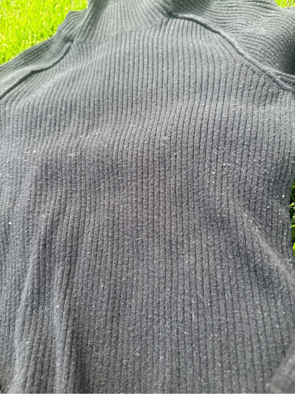 Universal Thread Black Ribbed Turtleneck - Picture 2 of 3